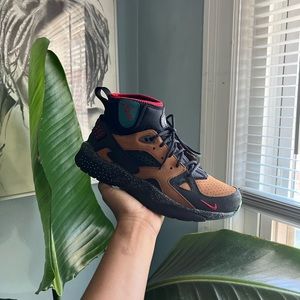 Olivia Kim X Wmns Air Mowabb “No Cover”